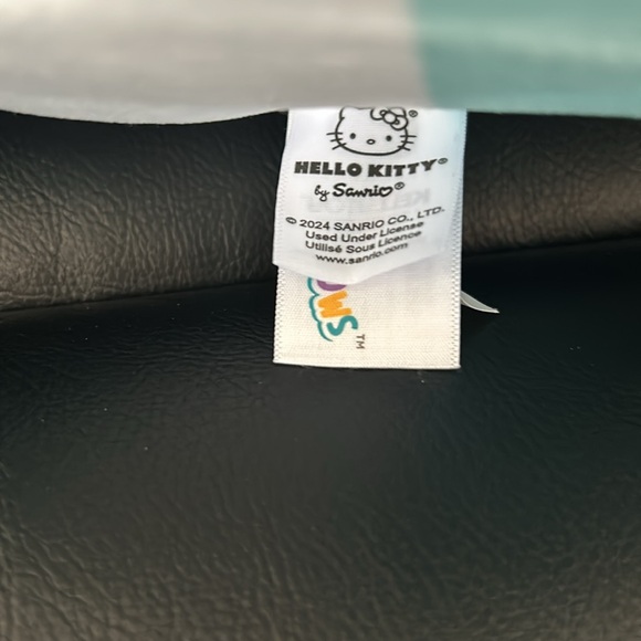 Hello Kitty NWT summertime 20/23” large original Squishmallow plush-burger!! - Picture 5 of 10